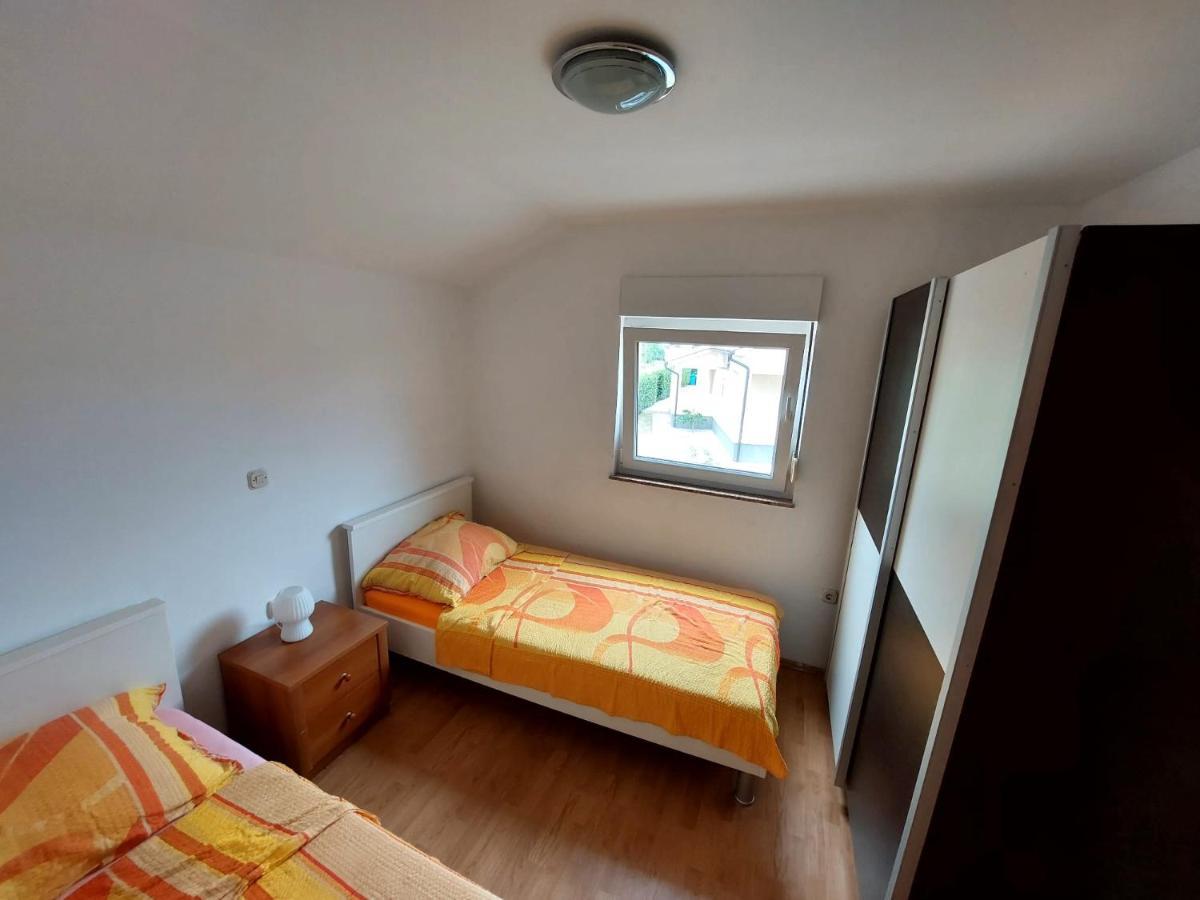 Apartman Zeljo Galižana Exteriér fotografie