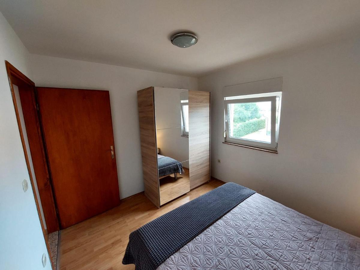Apartman Zeljo Galižana Exteriér fotografie